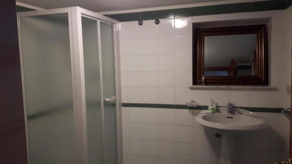 Park House Mini Apartment Mondello Ngoại thất bức ảnh
